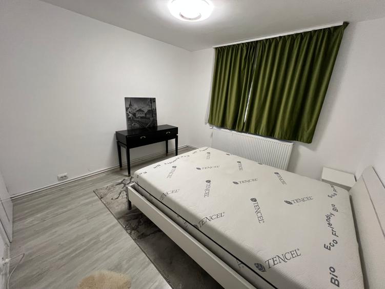 Apartament 3 camere decomandat de închiriat – Zona Terezian