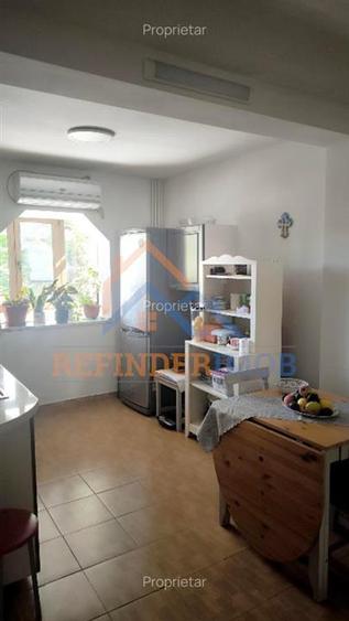 2 camere metrou Brancoveanu, 2 balcoane, etaj 1