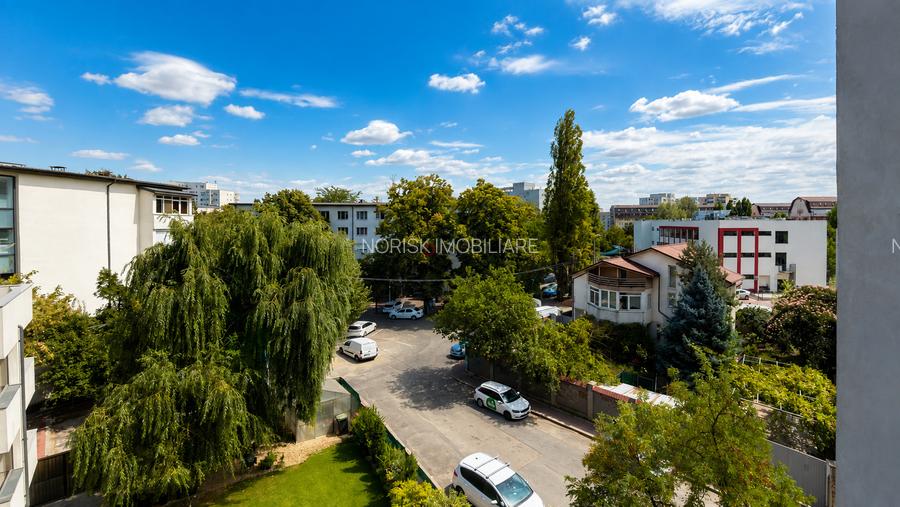 2 Camere • 49 mp • Etaj 4/10 • Sector 3 • AUCHAN TITAN • RENOVAT