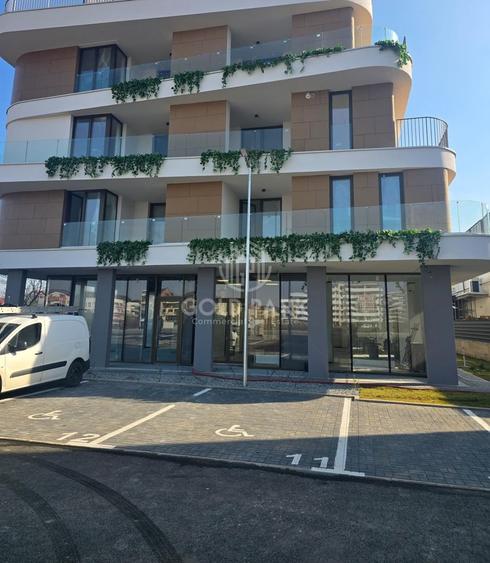 Spatiu Comercial - Floresti/Eroilor - Vitrina / TRAFIC PIETONAL