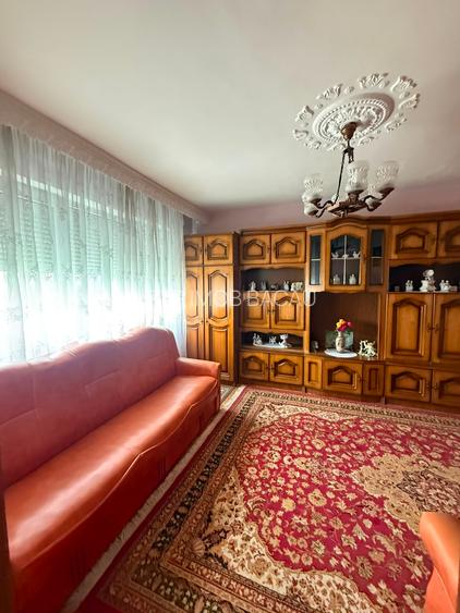 2 camere la etajul 3, centrala, termopan, izolat, zona Milcov