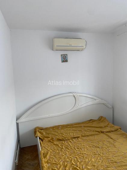 Apartament cu 3 camere,decomandat,spatios,zonan foarte buna (Octavian Goga) - 4