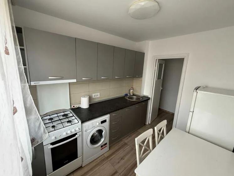 Stefan cel Mare metro,bl.reabilitat,et.3/8,Amenajat,mobilat,complet,PET FRIENDLY