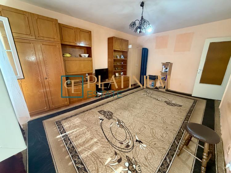P4977 Apartament DECOMANDAT 2 camere zona Lunei, CENTRALA, 2 BALCOANE, ACOPERIS