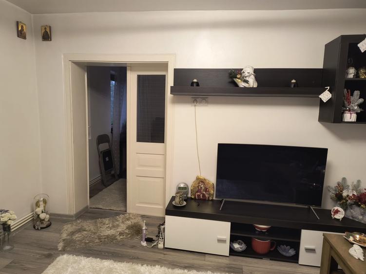 1200mp teren cu casa in Botosani