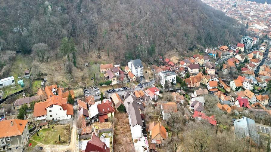 Teren Intravilan Centrul Civic