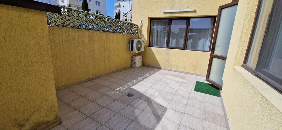 Apartament cu 3 camere, CUG, bloc nou , terasa 20 mp