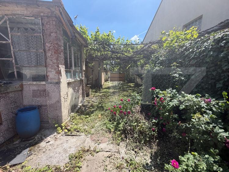 Proprietate de vanzare, 100 mp, 2 fronturi stradale, teren 622 mp, zona Nord - 3