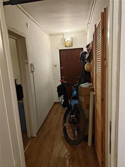 Apartament 2 camere etaj intermediar zona Gemenii Profi