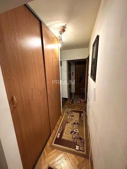 BUCOVINA - ETAJ 2 - DECOMANDAT - 4 CAMERE - 2 BAI - 2 BALCOANE - CENTRALA PROPRI - 4