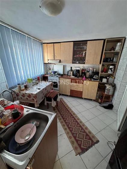 Casa de Vanzare Str. Dumincii - Bld. Brancoveanu - 4