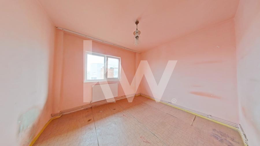 Apartament 3 camere de vânzare – Calea București, Brașov