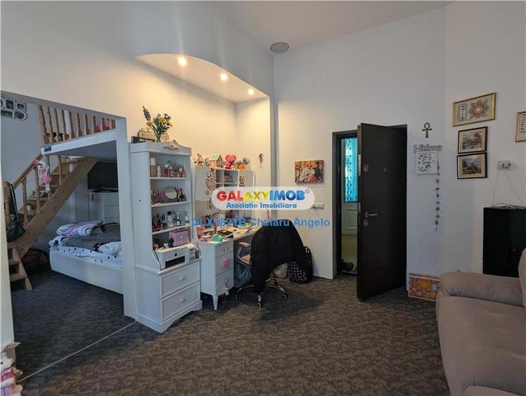 Armeneasca etaj vila 5 camere ,suprafata 200 mp, loc parcare