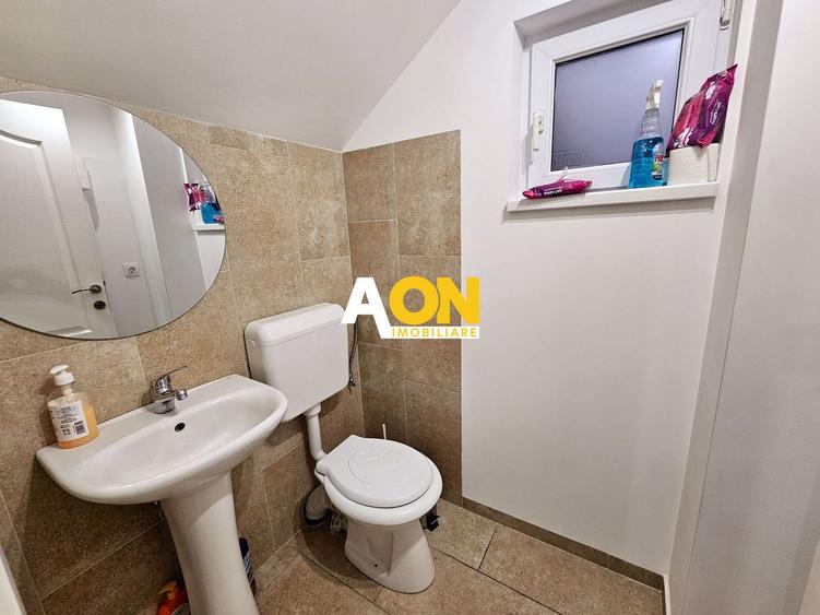 Casa cu doua corpuri, 5 camere, 1580 mp teren, Dealul Furcilor