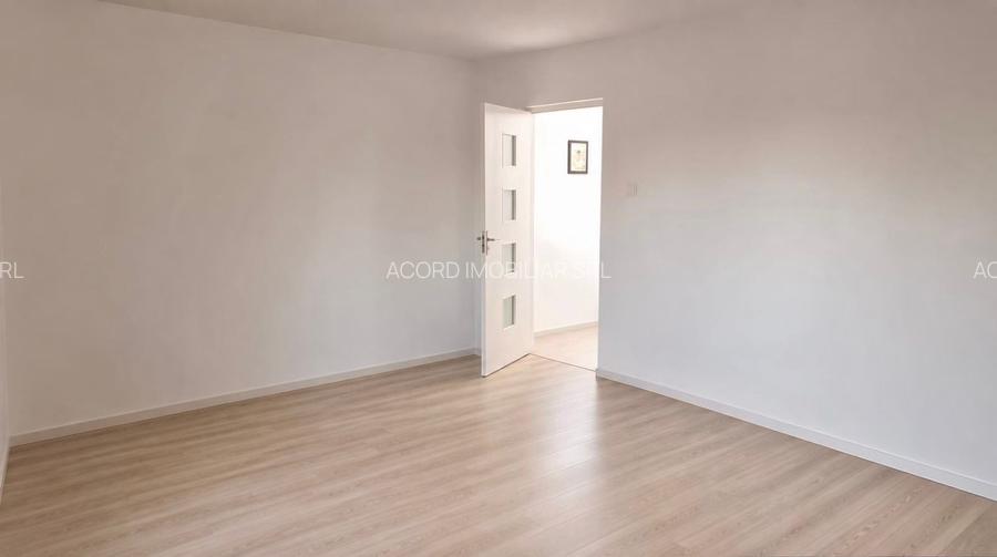 Apartament 2 camere decomandat - Tomis III/Galeriile Soveja - 3
