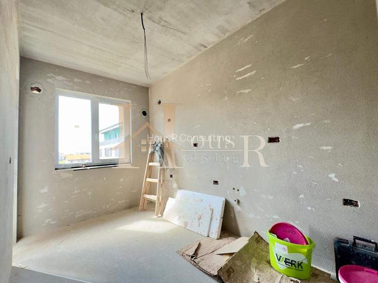 Apartament de 3 camere cu 2 bai si cu bucatarie INCHISA + 70 gradina proprie ! - 3