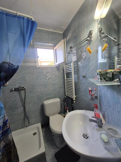 Apartament 2 camere decomandat  etaj intermediar Bld  N. Iorga