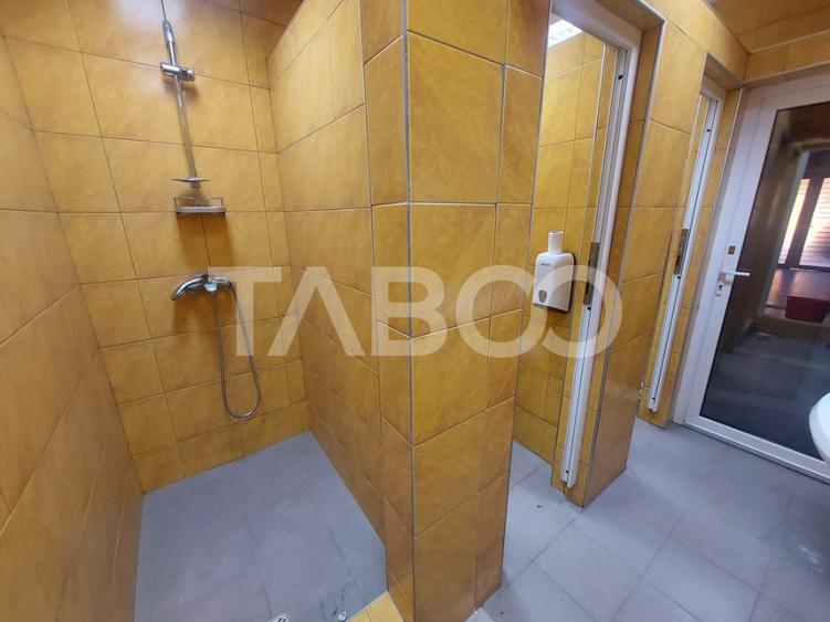 Spatiu comercial de inchiriat 100 mp zona centrala