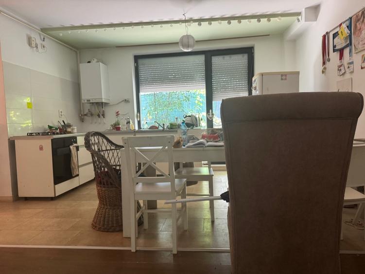 Apartament de vanzare cu gradina ap 60 Gradina 60, parcare