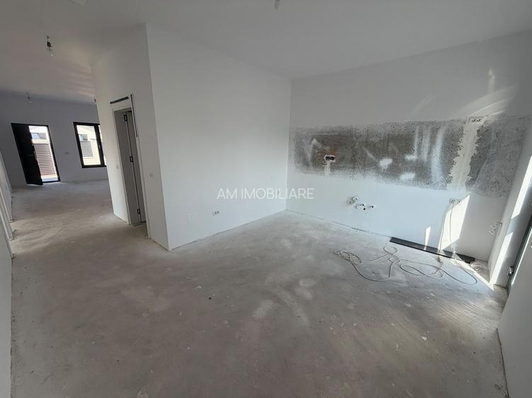 CASA INDIVIDUALA- 4 CAMERE, TOATE UTILITATILE, TEREN 350 MP, COMIS 0% - 12