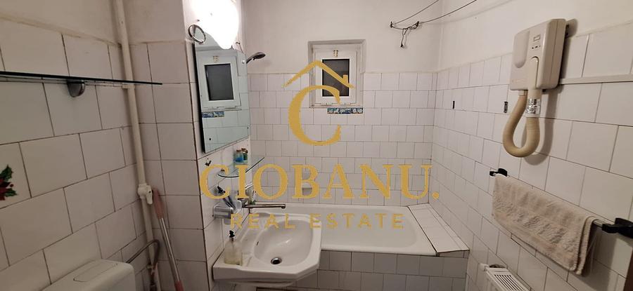 APARTAMENT DE VANZARE ETAJ 2/4 DECOMANDAT ZONA 1 MAI
