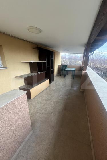 Casa pe 2 nivele, aproape de natura, pe 7.5 ar