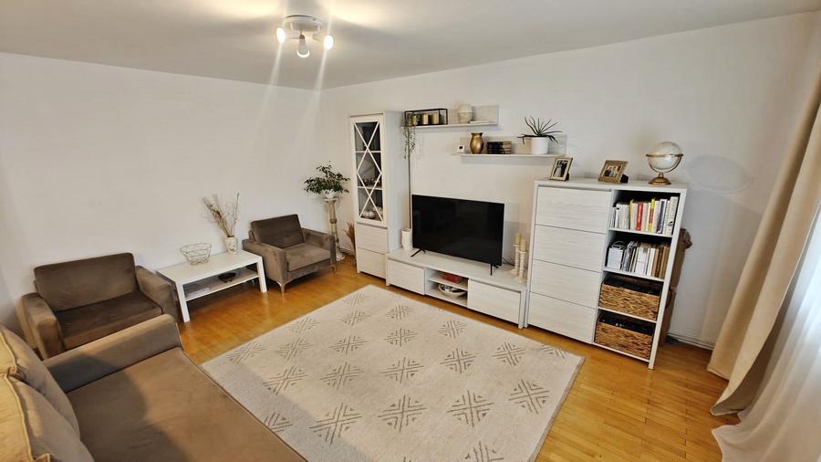 4 camere, decomandat, 2 bai, parcare, finisat modern, Office