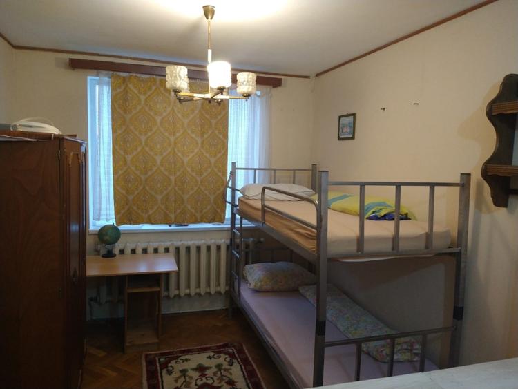 Casa de Inchiriat | 5 camere | 4 bai | zona Cetate