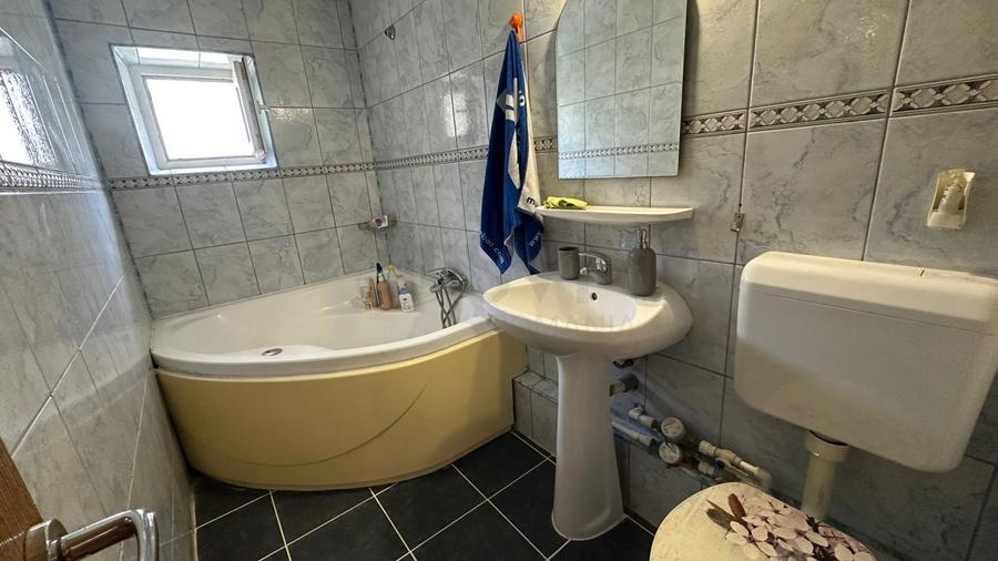 REA1027687 Apartament 3 camere I Unirii