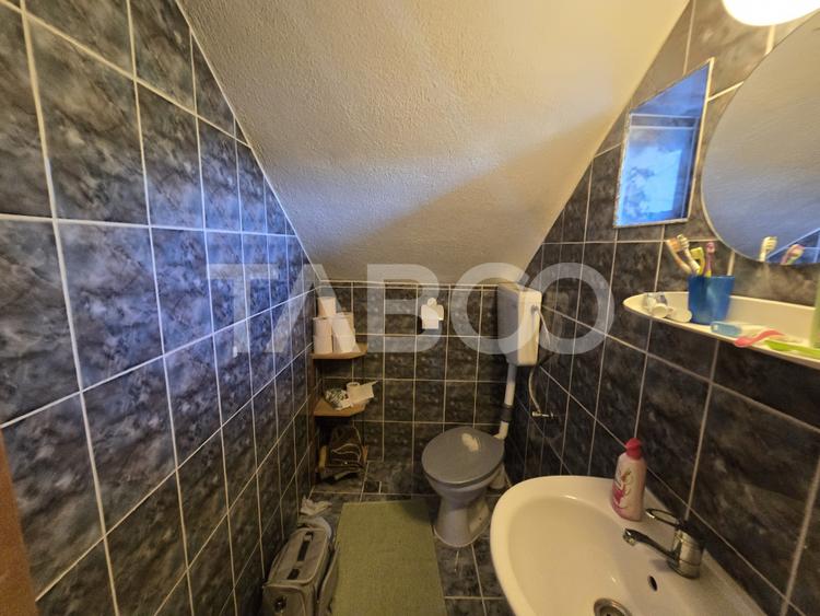 Casa de vanzare 3 camere 107 mp construiti 900 mp teren in Tocile