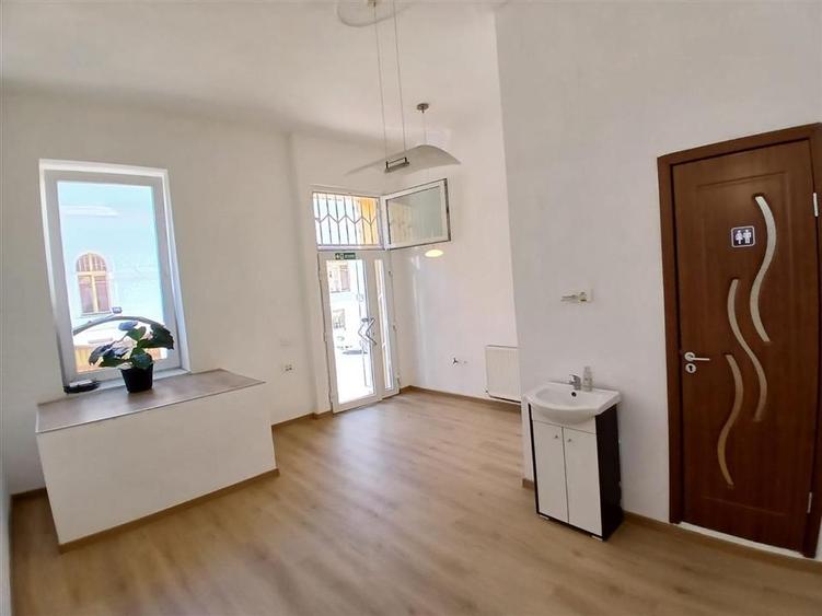 RECO Spatiu comercial central