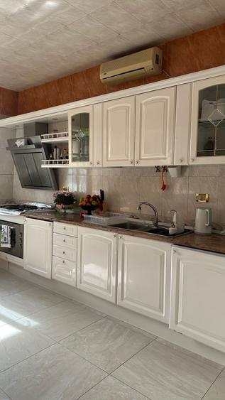 VANZARE VILA IMPRESIONANTA 10 CAMERE/REGIM D+1+2/ZONA MARRIOTT/LOCURI PARCARE