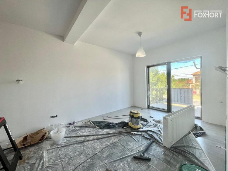 Duplex de vanzare cu 3 camere si 3 bai, Mosnita Noua