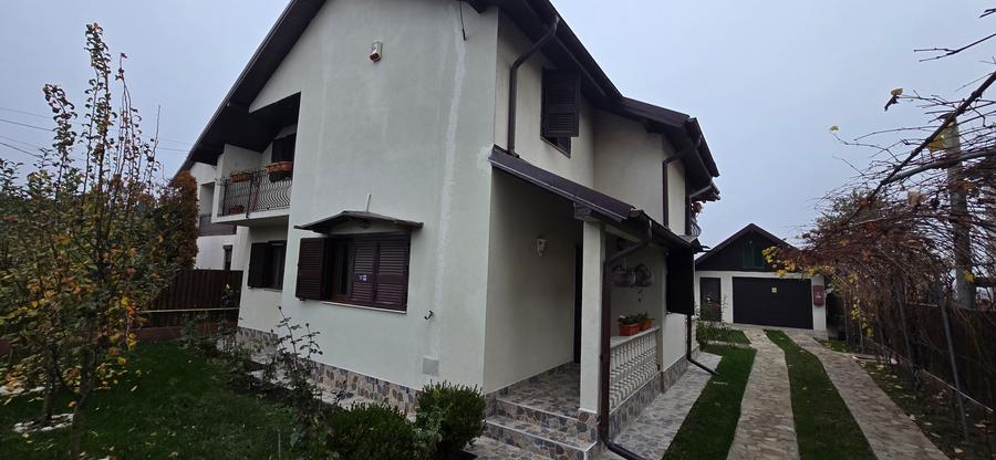 Vila de vanzare Petresti