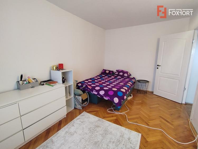 Apartament cu 2 camere de vanzare in zona Spitalul Judetean