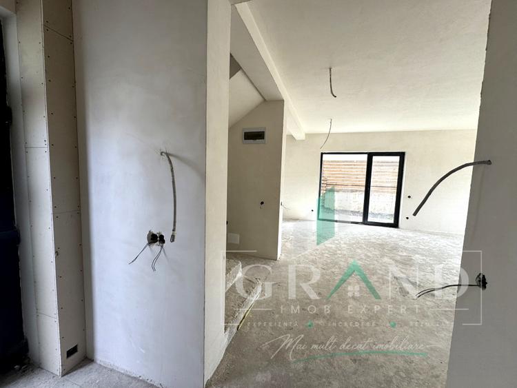 OPORTUNITATE! Casă individuală | 4 camere | 3 băi | Garaj | Teren 450 mp| Dezmir