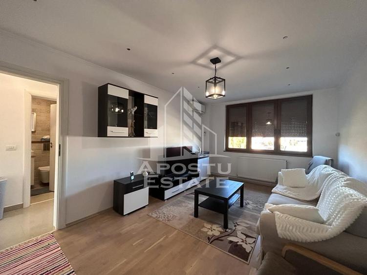 Vânzare apartament 3 camere, garaj și balcon, zona Nokia, Timișoara