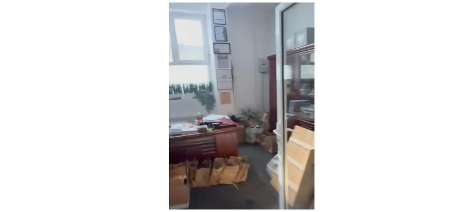 Banu Manta comercial, birouri,showroom-uri, clinica, laborator de analize