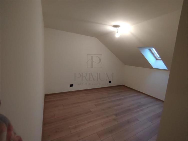 Duplex proiect deosebit - semimobilat - suprafete foarte generoase - zona foart