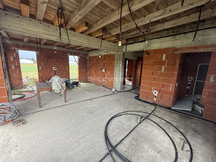 Teren cu casa la roșu - 610 mp - Jucu Rompetrol - 4