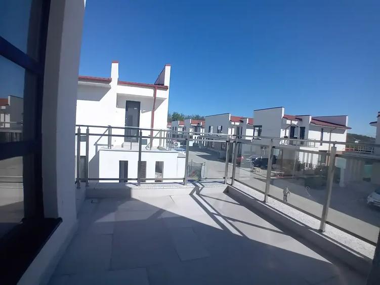 Vila duplex 5 camere | Teren 430mp | Pădure si Lac | Mogoșoaia