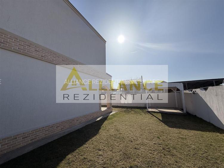 Vila moderna cu arhitectura deosebita gata sa devina acasa - 6