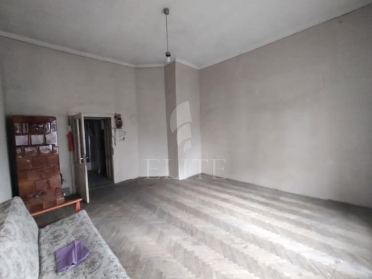 Apartament o camera în zona CAMERA DE COMERT