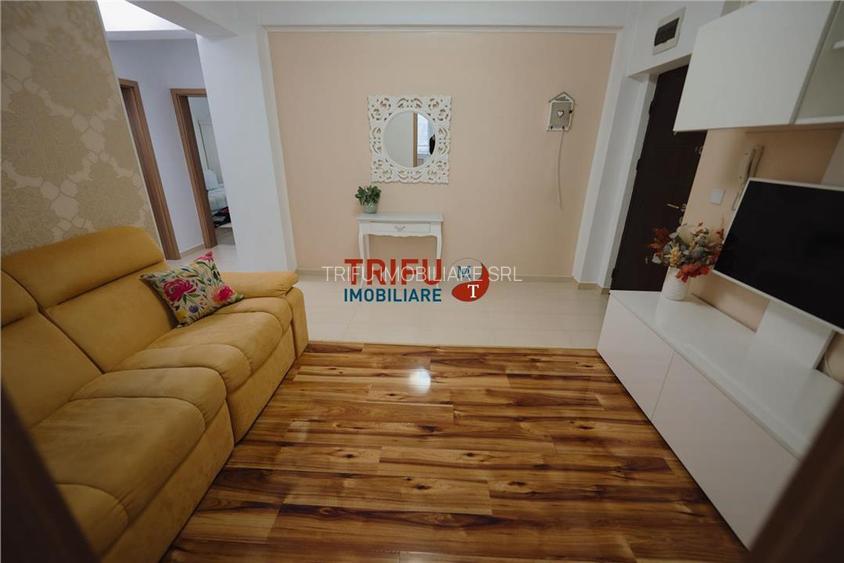 Apartament 3 camere de inchiriat zona Cetate - 4