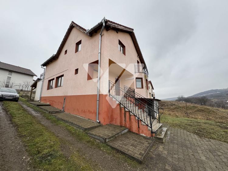 Casa individuala 4 camere, pivnita, teren 398 mp - Sura Mare Sibiu