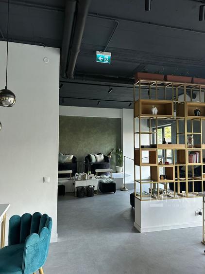Vanzare spatiu de birouri/comercial, ultrafinisat cu panorama superba!