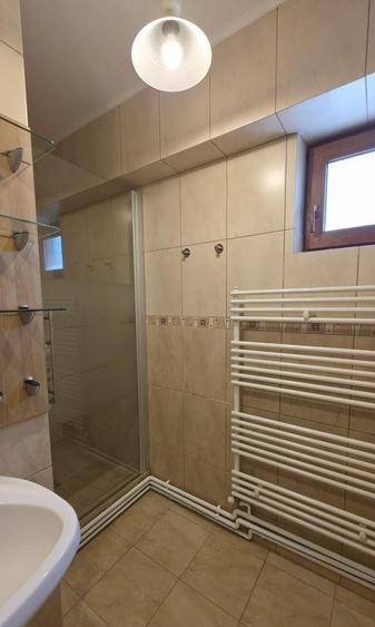 Tineretului -Vacaresti -4 camere + centrala proprie+ 3 boxe