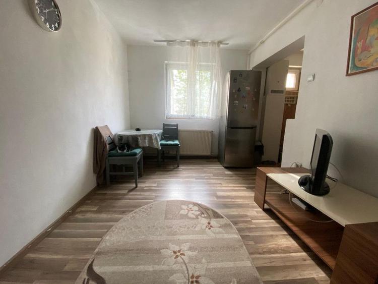 Apartament 3 camere, Etaj 3, zona Tiglari 0% Comision