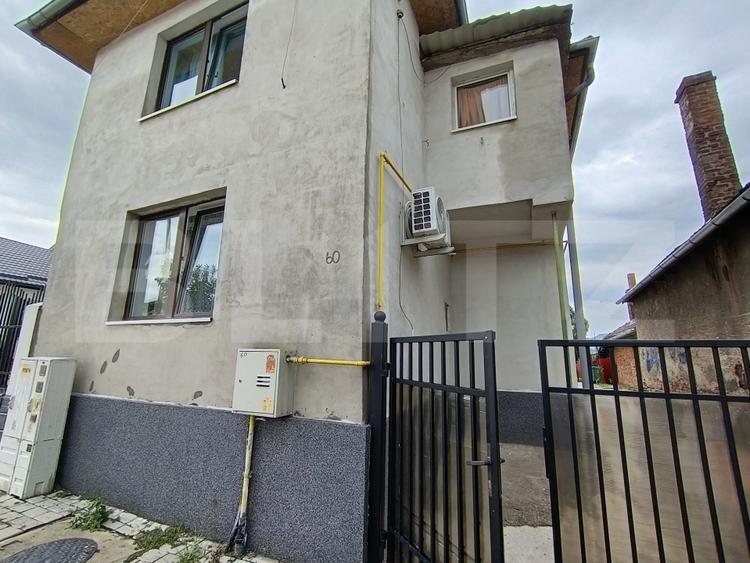 Casa cu 3 camere, suprafata de 140 mp