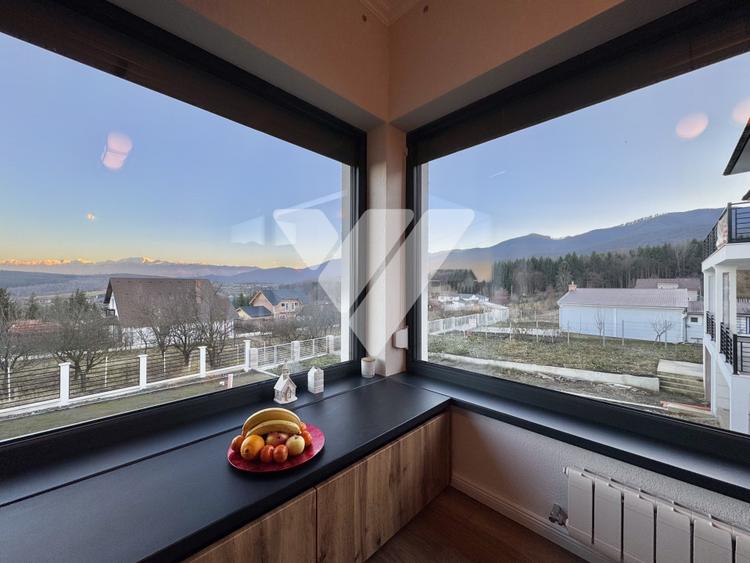 Casa 5 camere pe un nivel, teren 600 mp, priveliste, garaj - Tocile